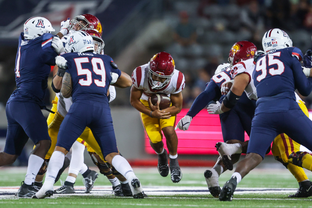 usc trojans football arizona pac-12 82