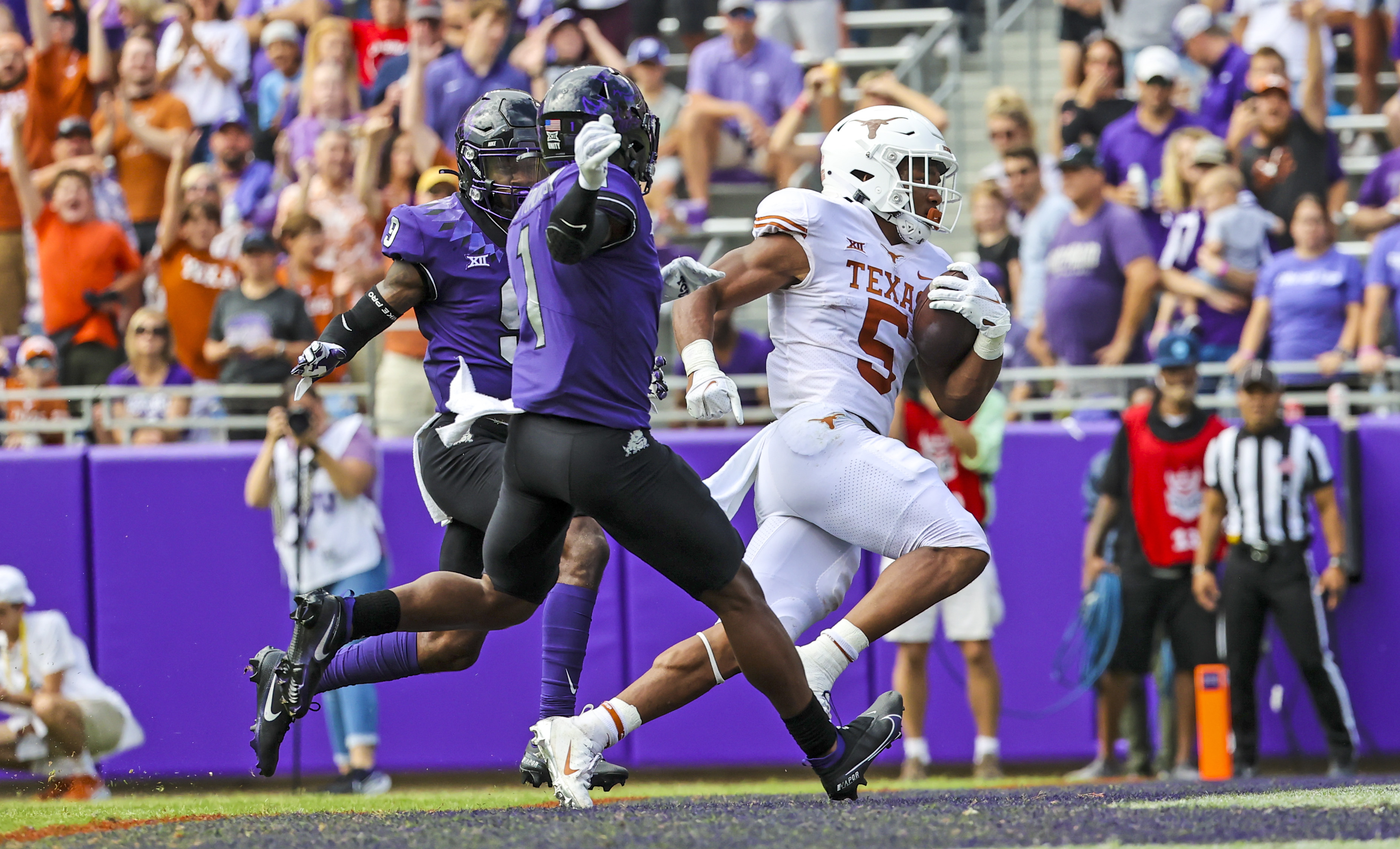 Texas Longhorns Vs. TCU Horned Frogs Week 11 Start Time Announced ...