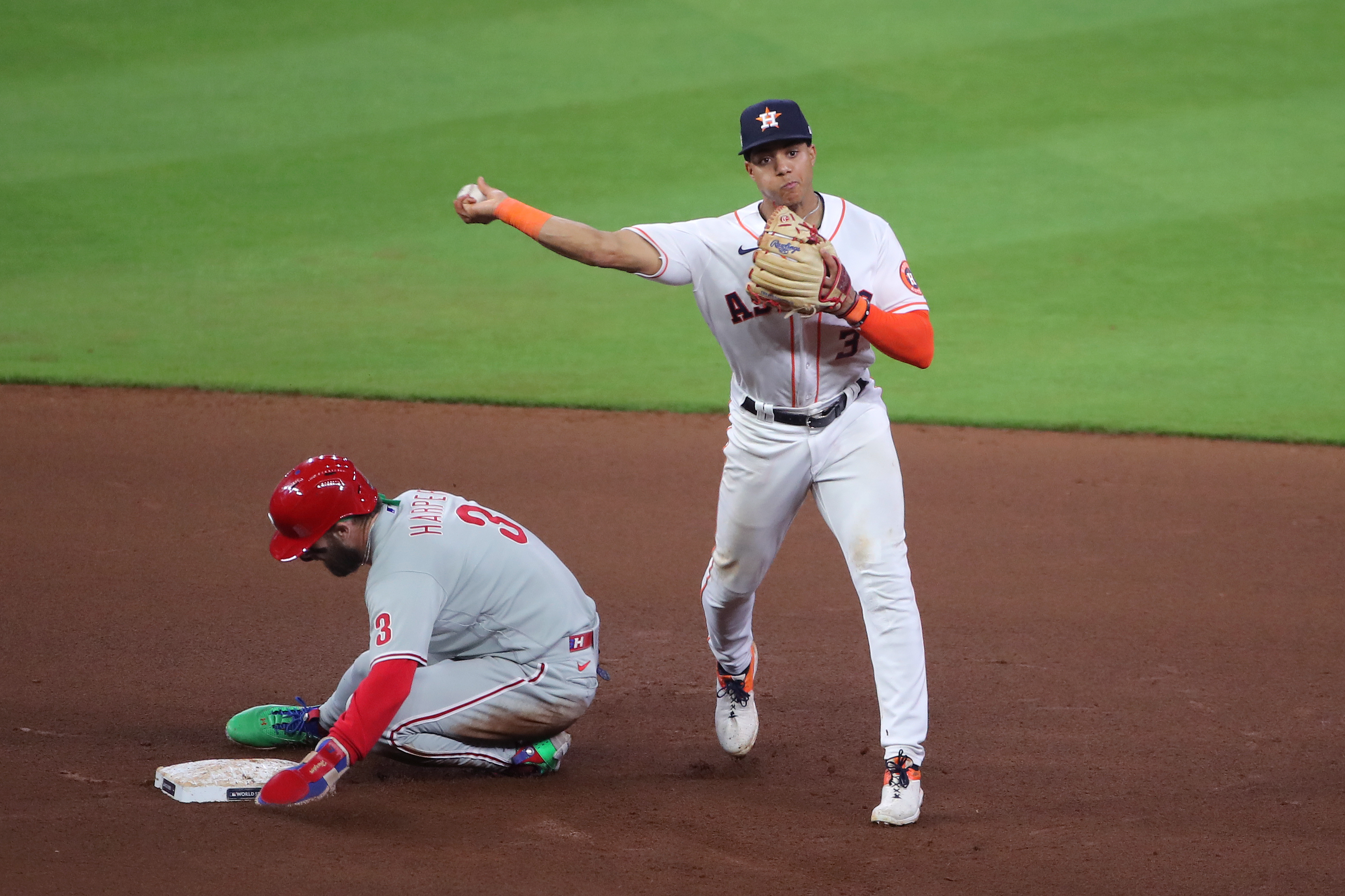 Houston Astros' Jeremy Peña, Kyle Tucker Take Home First Gold Glove
