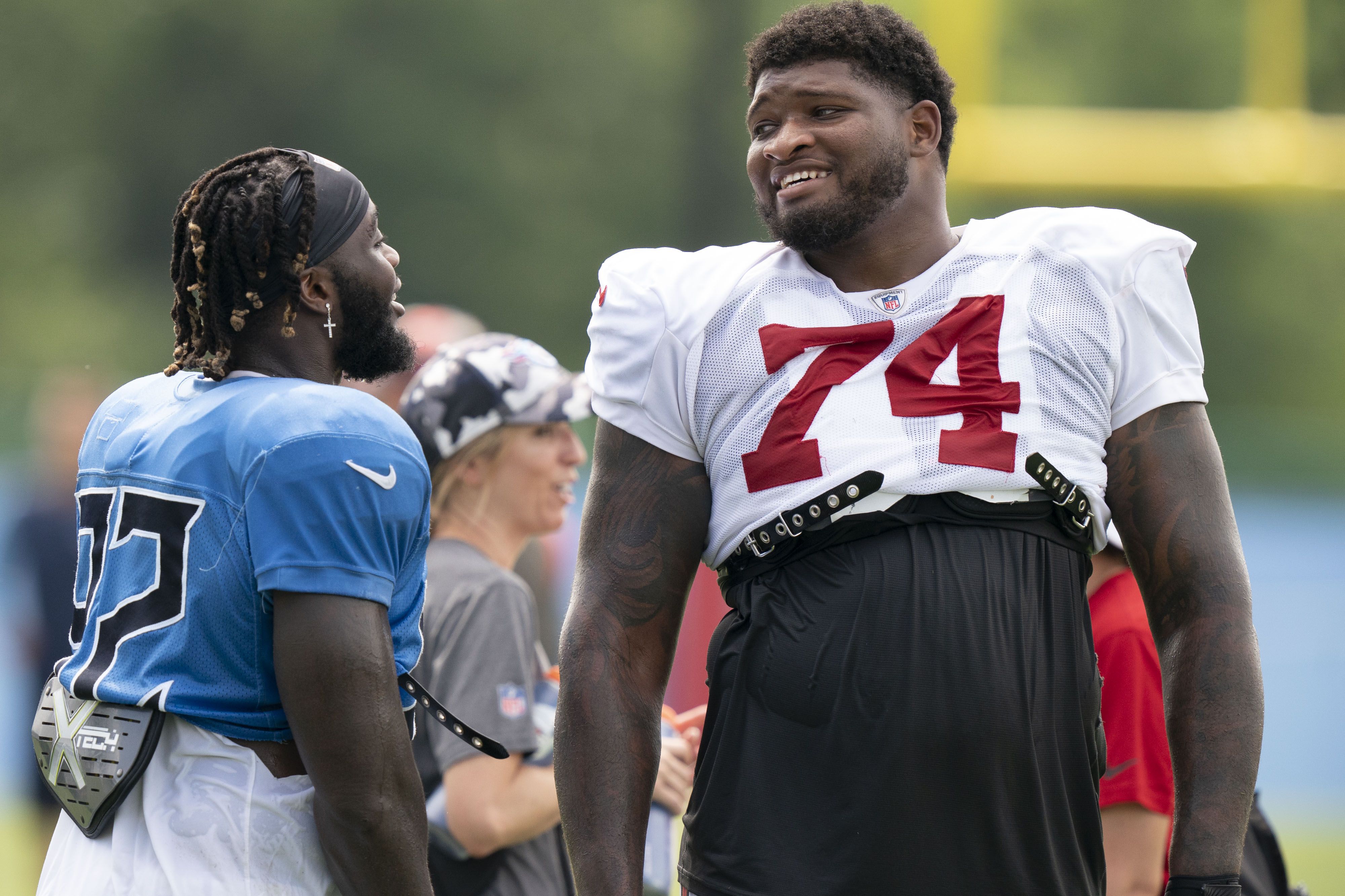 Tampa Bay Buccaneers cut veteran offensive tackle - Tampa Bay ...