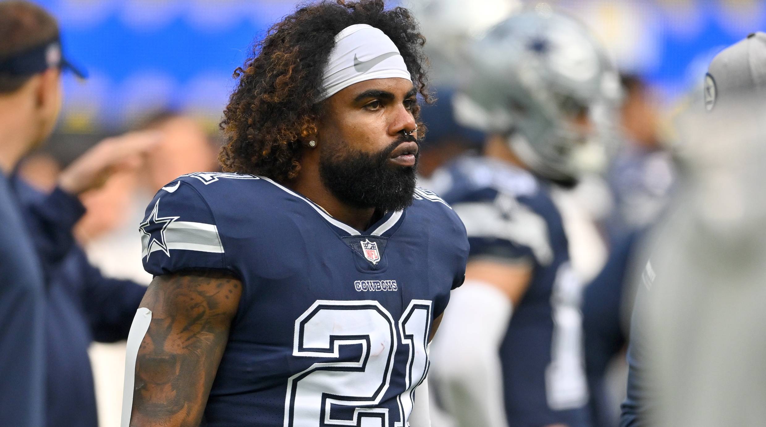 Ezekiel Elliot returns: How to watch today's New England Patriots vs.  Dallas Cowboys game - CBS News