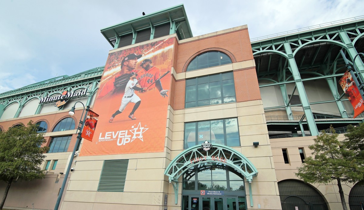 Minute Maid Park Exterior  Minute maid park, Minute maid park