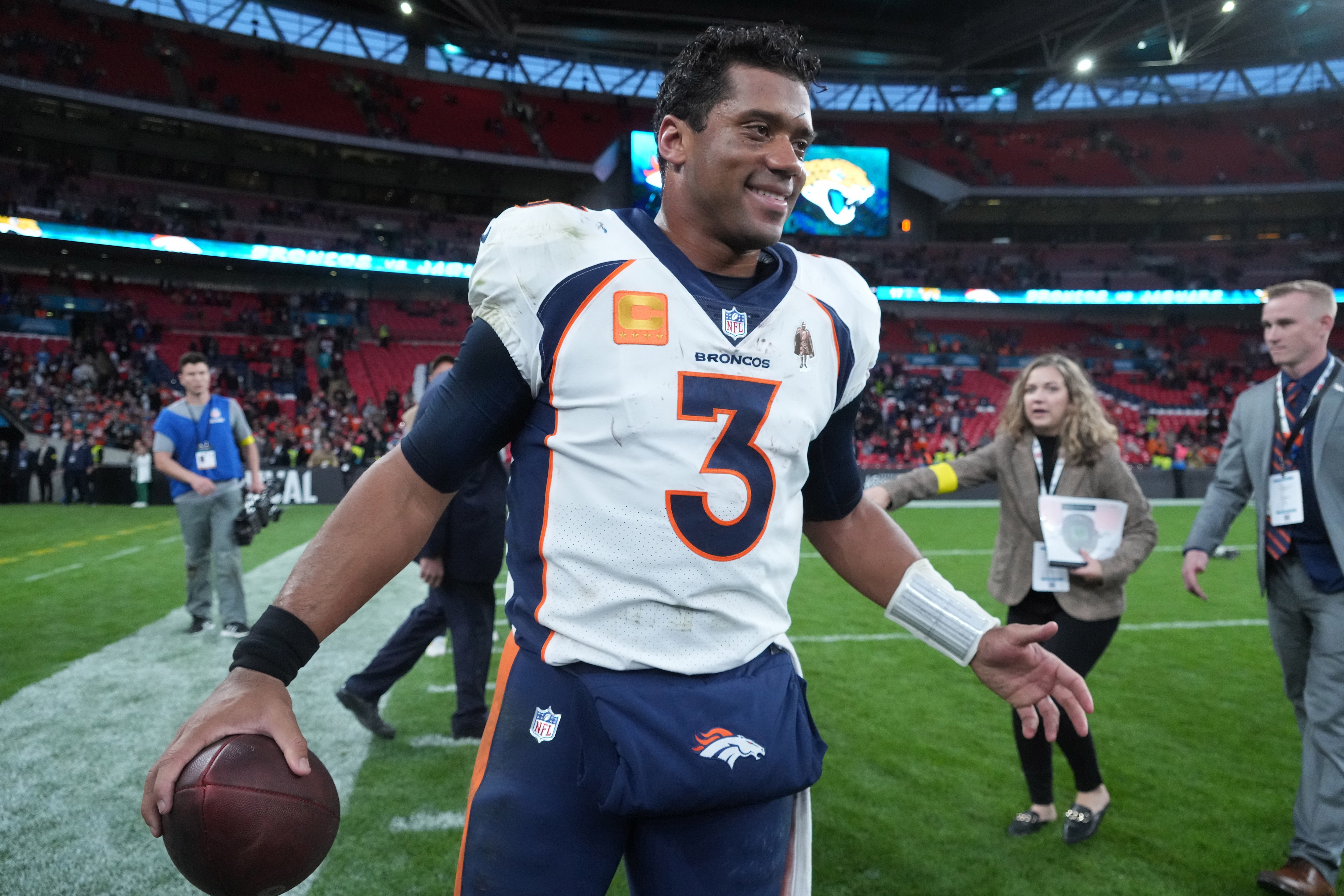 Adjustments Denver Broncos can Make to Salvage Russell Wilson in 2022 -  Sports Illustrated Mile High Huddle: Denver Broncos News, Analysis and More