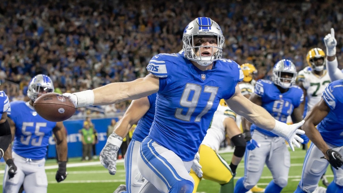 Lions game balls and goats: Give Aaron Glenn credit for defense