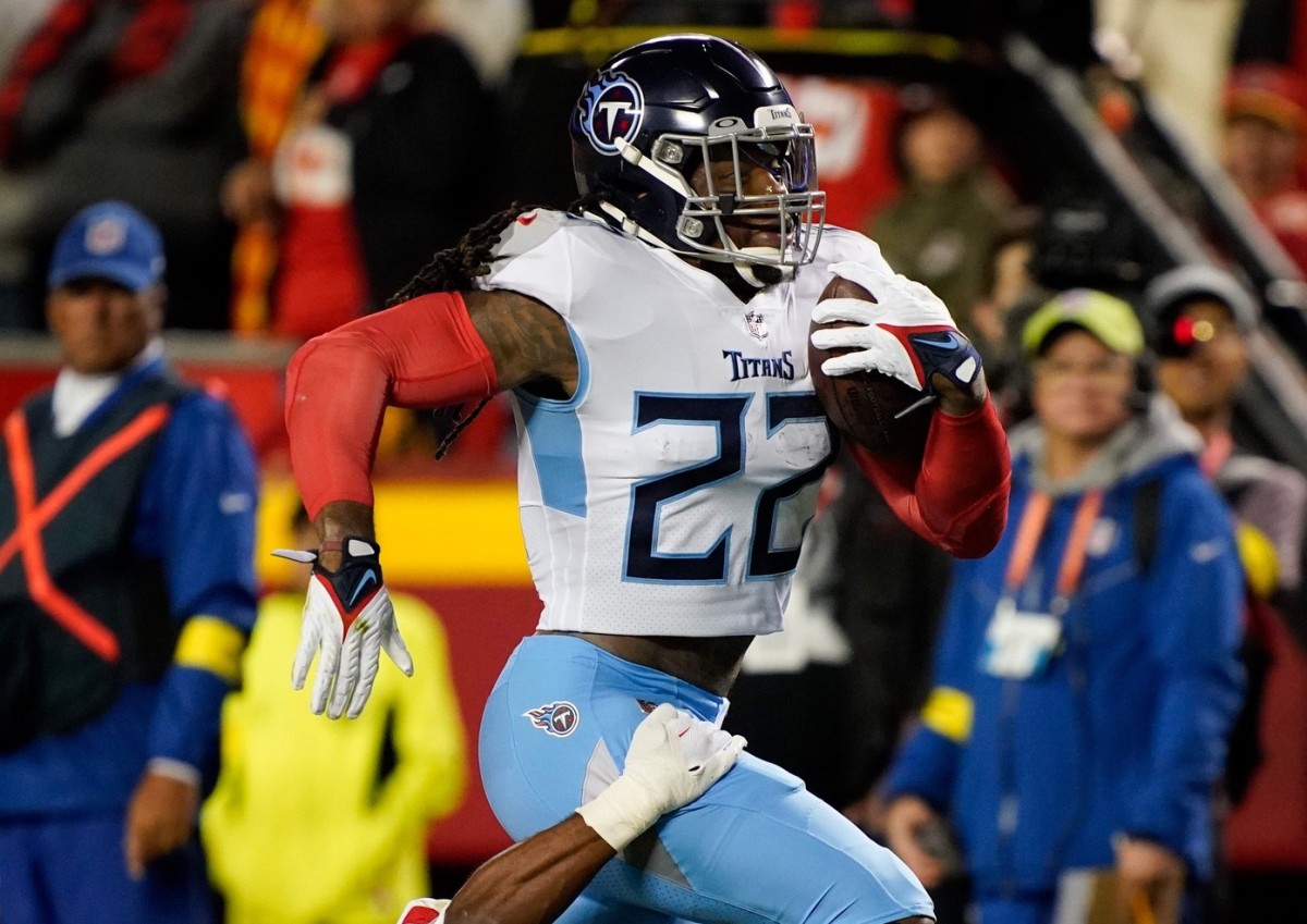 Tennessee Titans RB Derrick Henry Claims High Ground in Rushing