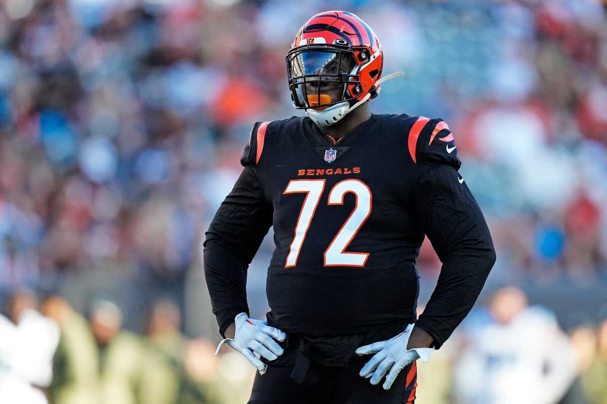 Cincinnati Bengals Sign Defensive Tackle Domenique Davis To 53-Man ...