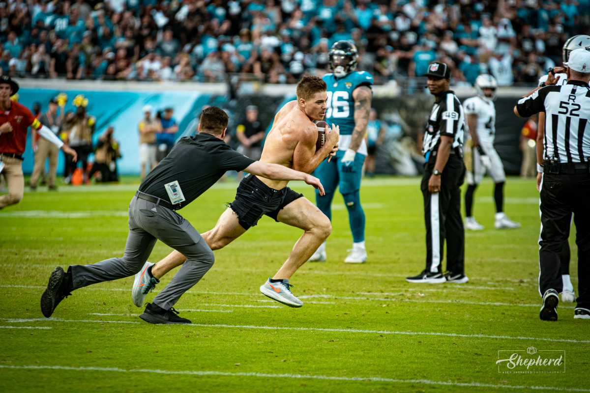 Man that ran on the field during the Jaguars game was an employee