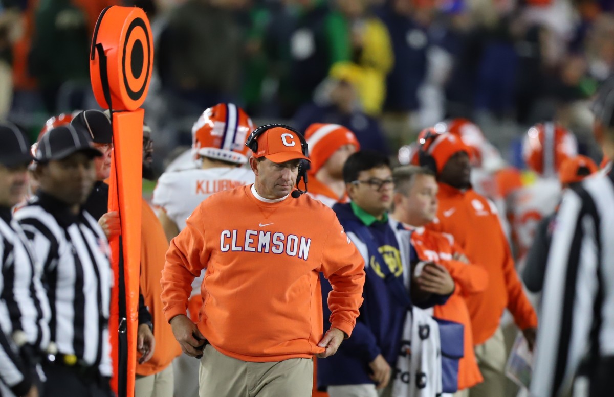 Clemson Baseball Looks to Right the Ship Against the Ranked Miami