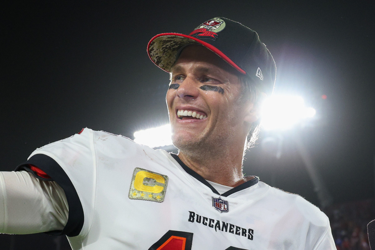 Tom Brady makes history as Tampa Bay Buccaneers win first-ever regular  season game in Germany