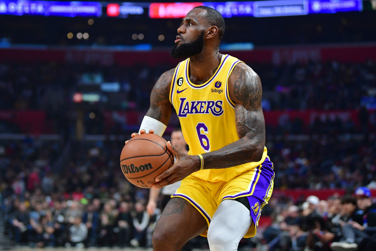 LeBron James Gives Injury Update After Leaving Game vs. Clippers ...