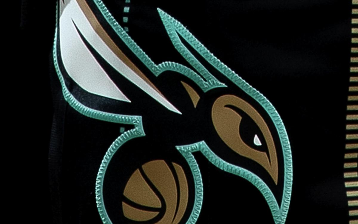 Charlotte Hornets mengungkapkan pakaian resmi Edisi Kota untuk musim 2022-23