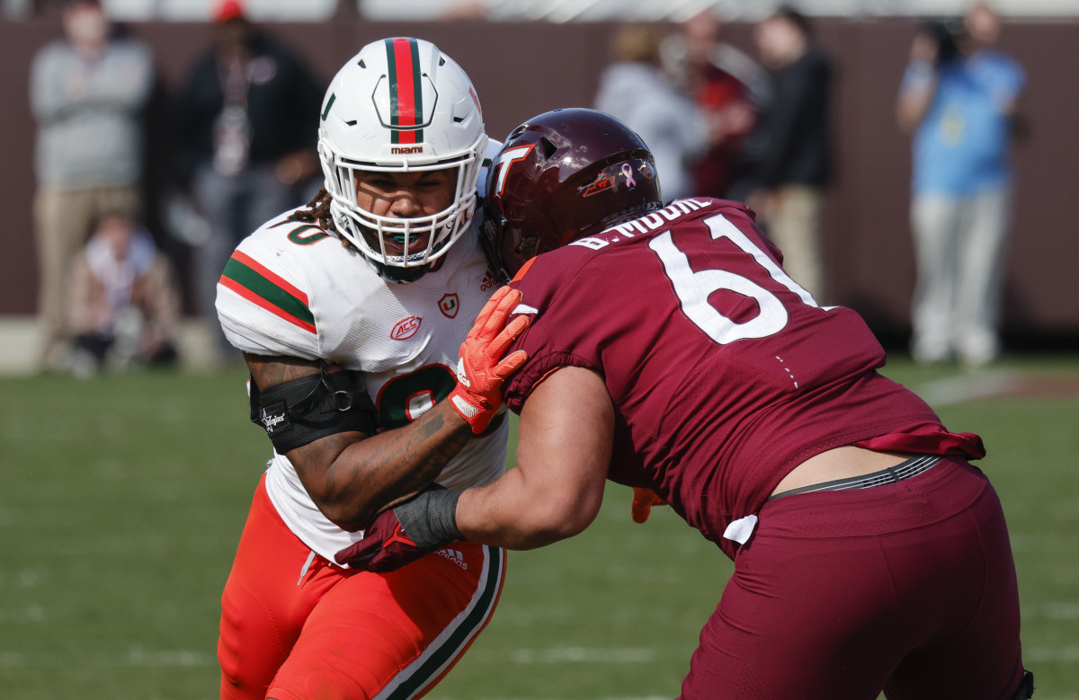 Miami defensive lineman Akheem Mesidor