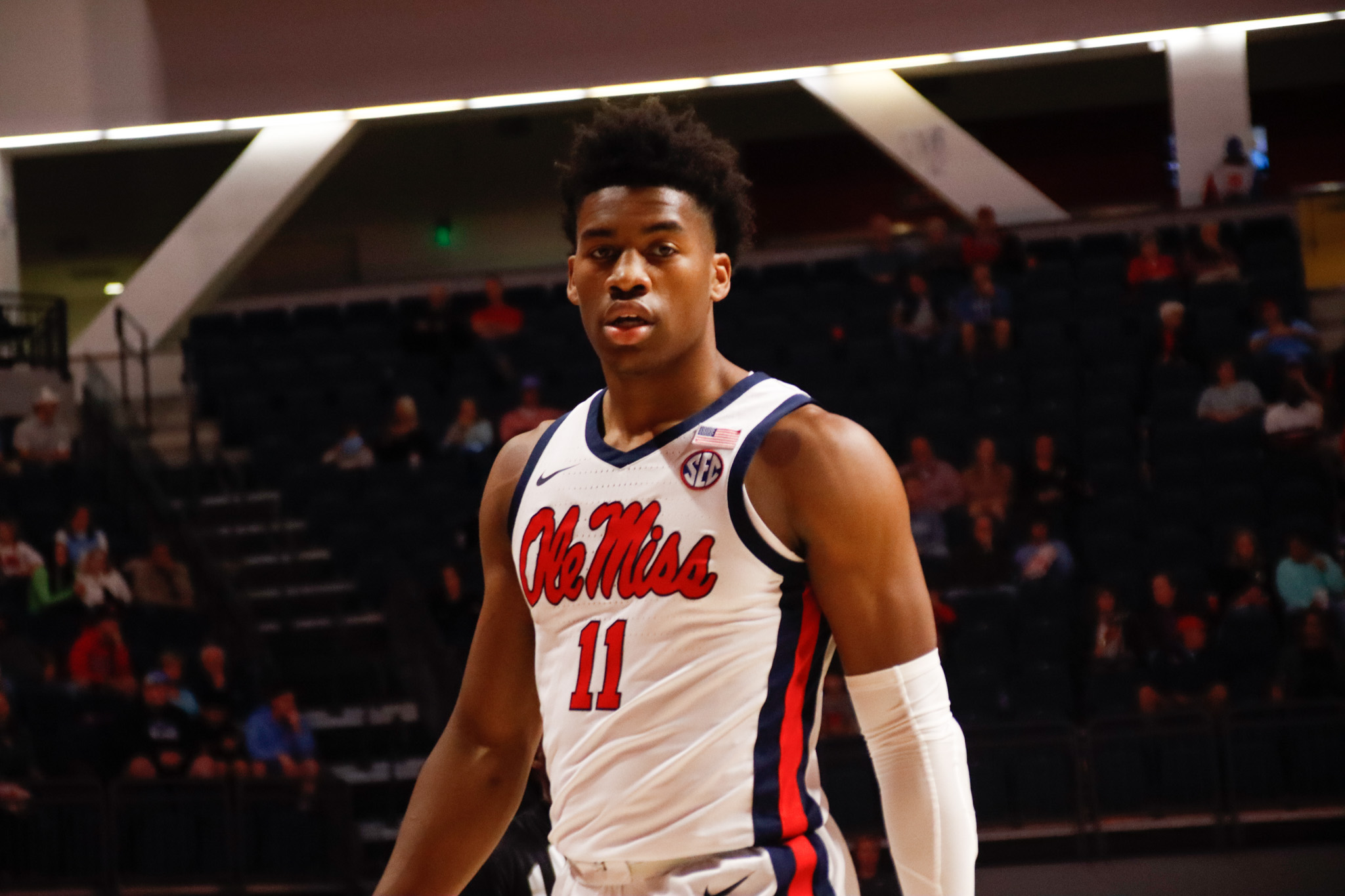 Ole Miss Men's Basketball drops road game at No. 25 Arkansas 69-57