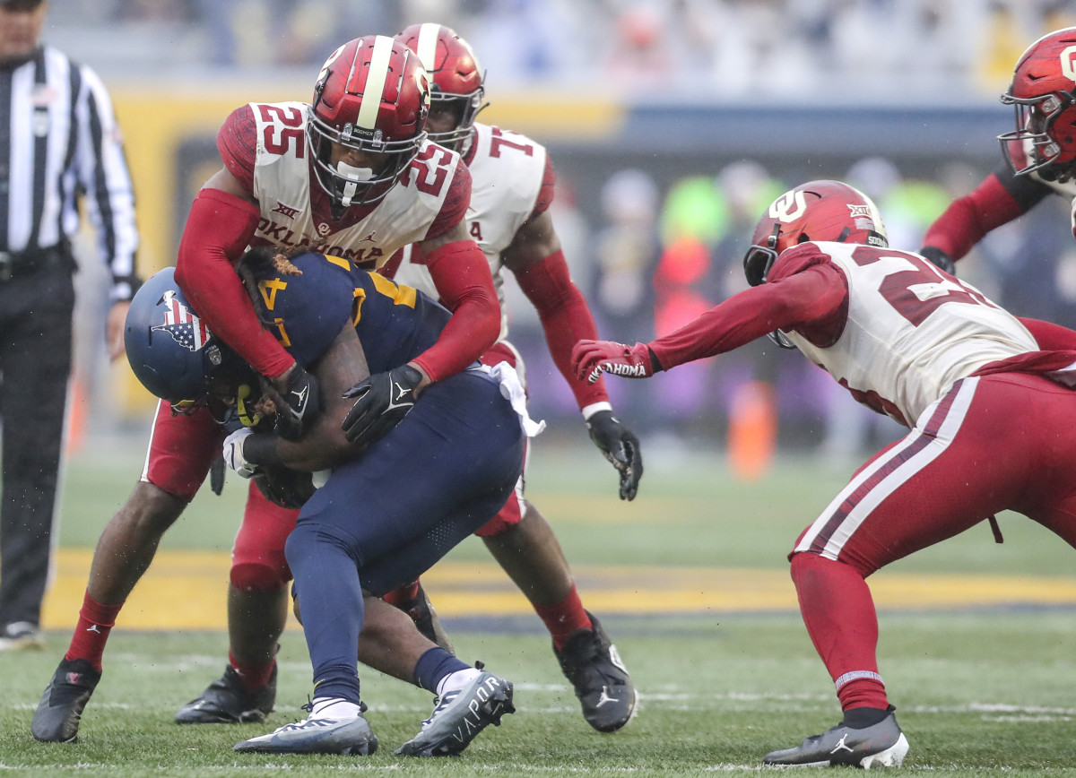 Oklahoma safety Justin Broiles left last Saturday’s game against West Virginia with an injury 