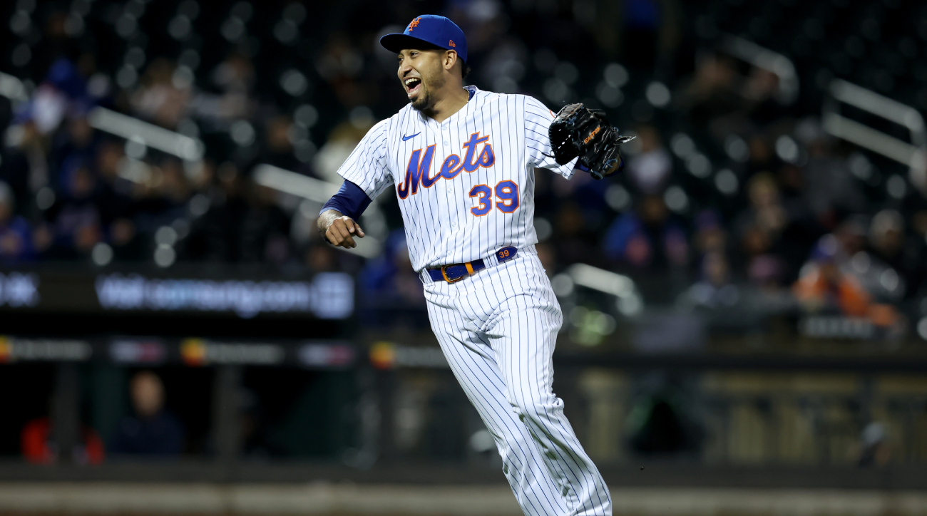 MLB insider predicts how much it will cost to sign Mets' Edwin Diaz 