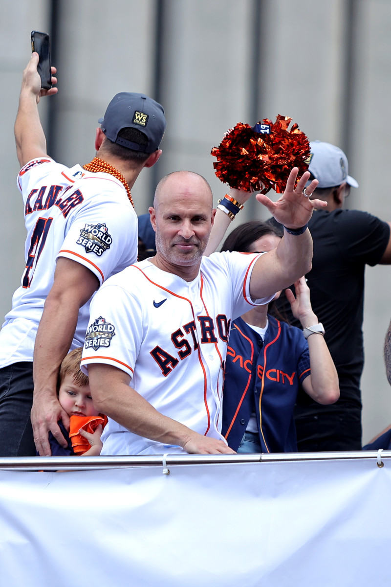 Report Joe Espada To Return As Houston Astros Bench Coach For 2023