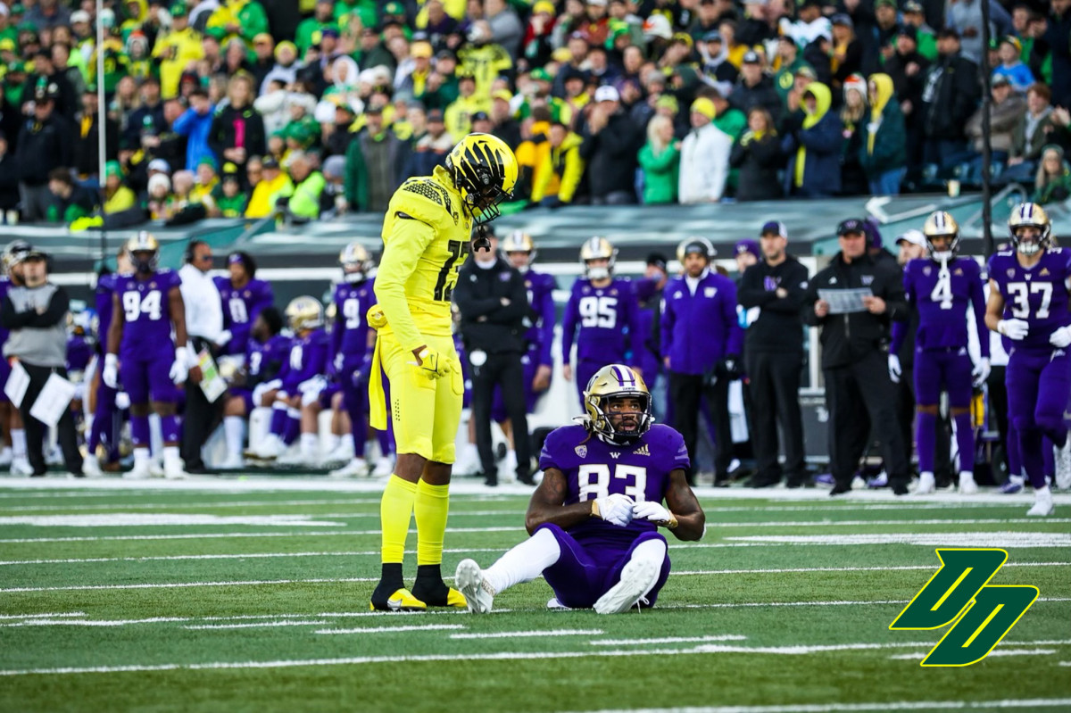 Oregon Ducks safety Bryan Addison against the Washington Huskies.