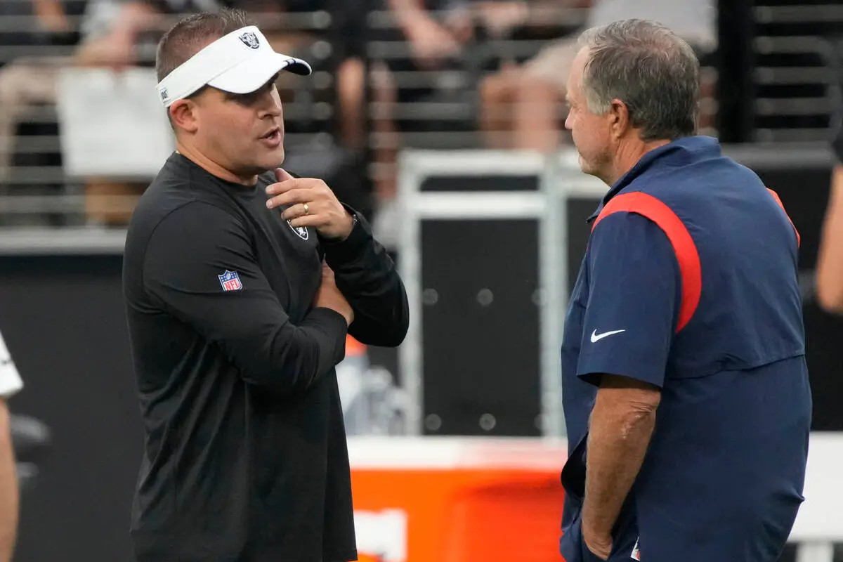 Forgotten' coach will help Patriots cope with Josh McDaniels loss