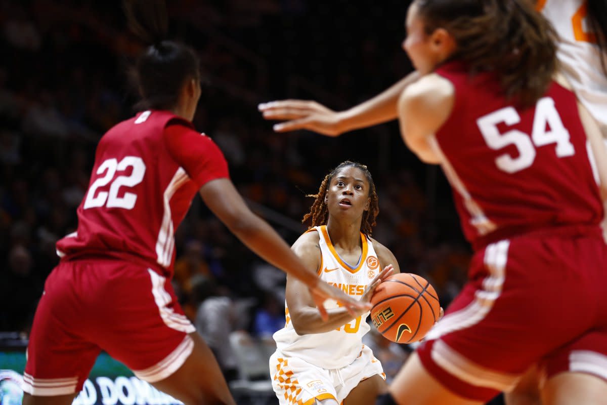 tennessee-lady-vols-basketball-fall-to-indiana-in-second-loss-of-young