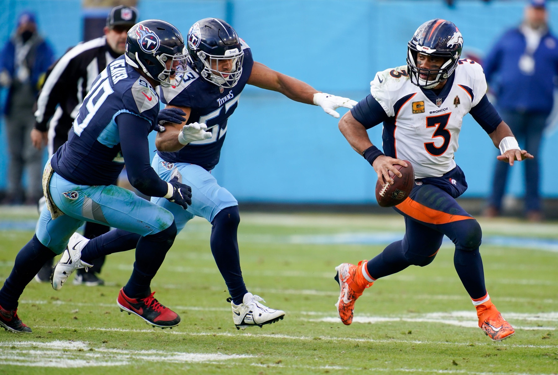 PHOTOS: Denver Broncos fall to Tennessee Titans 17-10 on the road