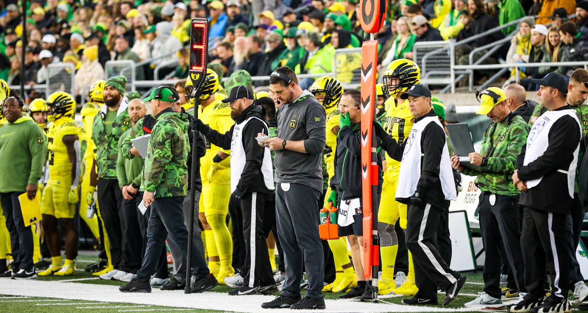 Oregon Recruiting Where Oregon's 2024 Recruiting Class Ranks After Two
