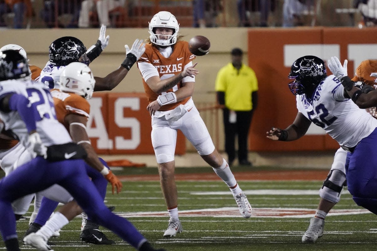 LONGHORN LIVESTREAM, ON TEXAS FOOTBALL, QUINN EWERS