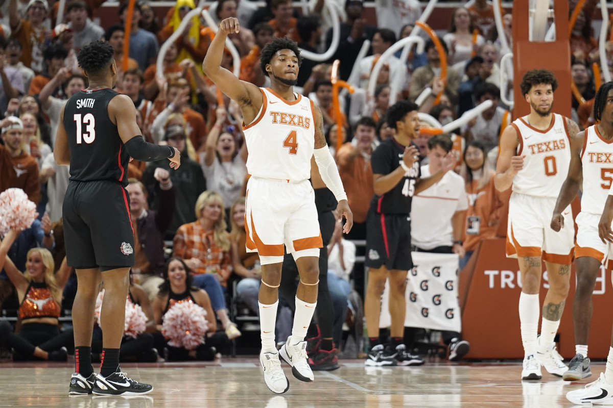 Tyrese Hunter Lights Up No. 2 Gonzaga, Leads Texas To 19-point Victory ...