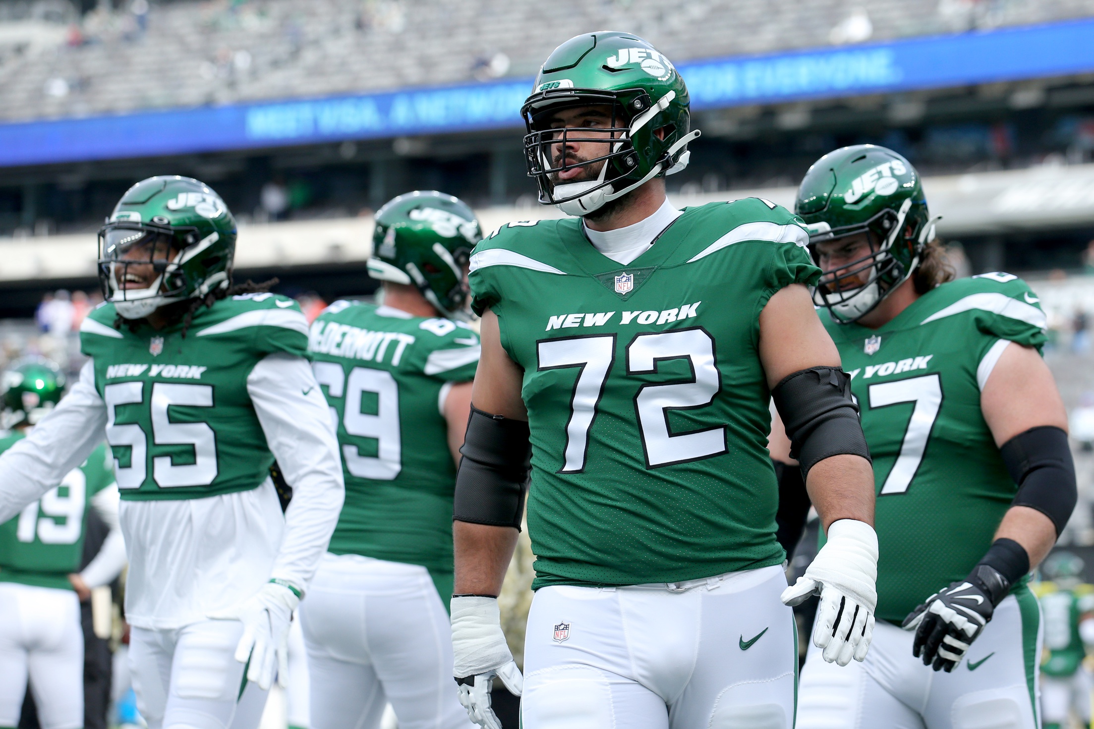 New York Jets Sign OL Laurent Duvernay-Tardif After Workout