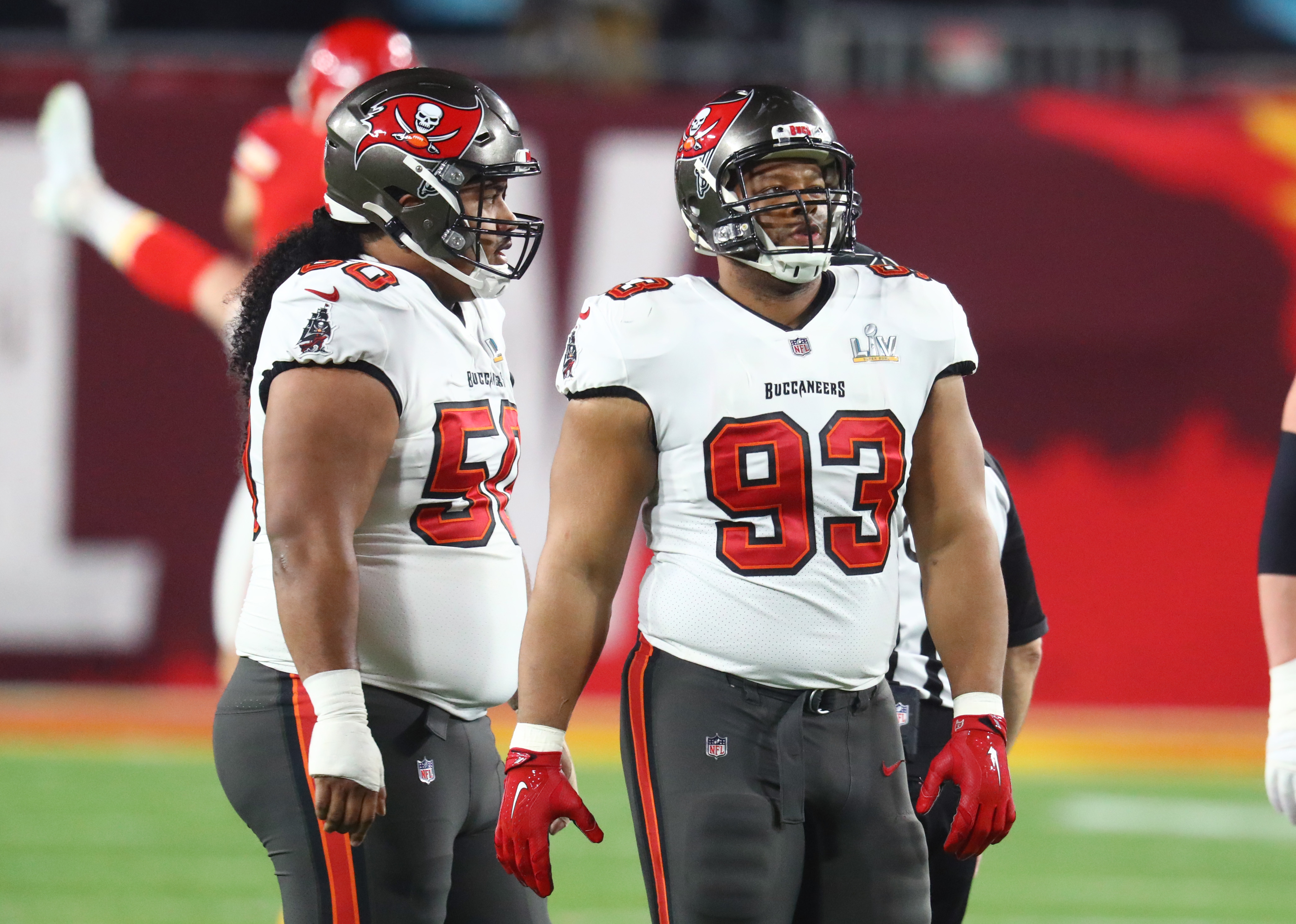 Bucs announce the re-signing of Ndamukong Suh - Bucs Nation