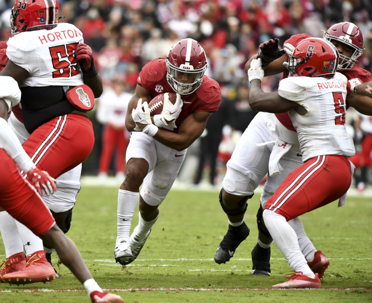 Jase McClellan Runs Around, Over And Through Austin Peay Defense ...