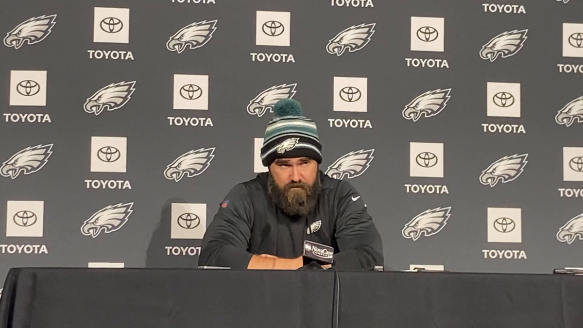 Jason Kelce's Career Influenced by Jeff Saturday Thanks to Howard Mudd