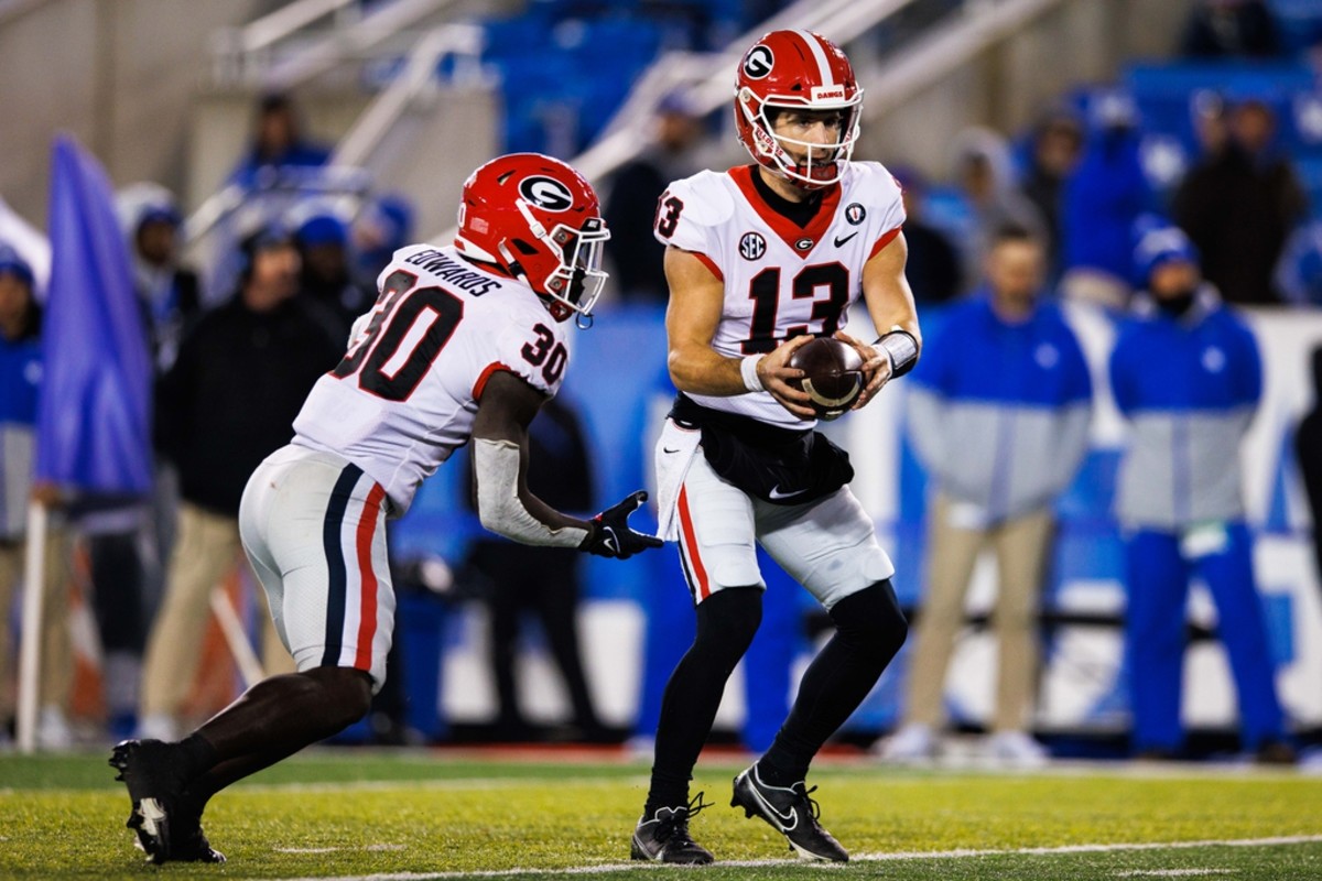 Georgia Vs Kentucky Grade Report: Bulldog's Offense Grinds Out A Win ...