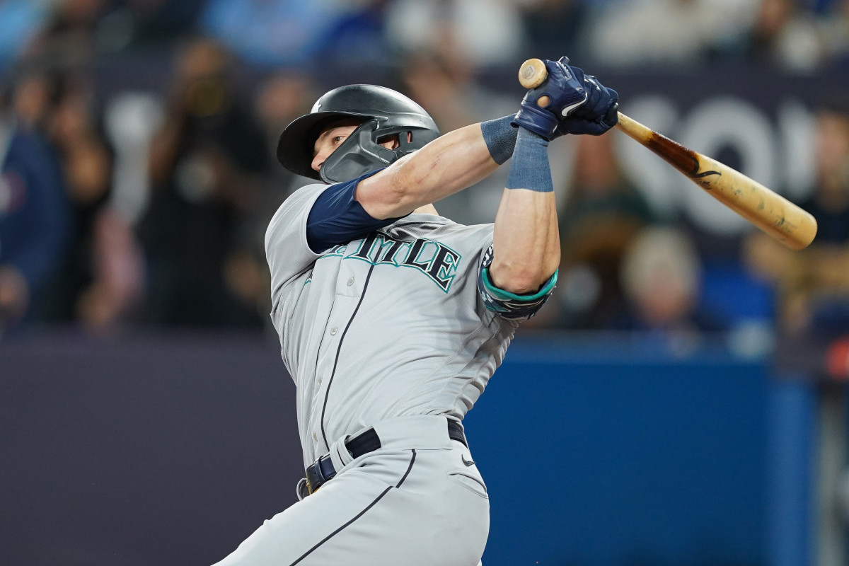 SF Giants interested in free-agent Mariners OF Mitch Haniger - Sports  Illustrated San Francisco Giants News, Analysis and More