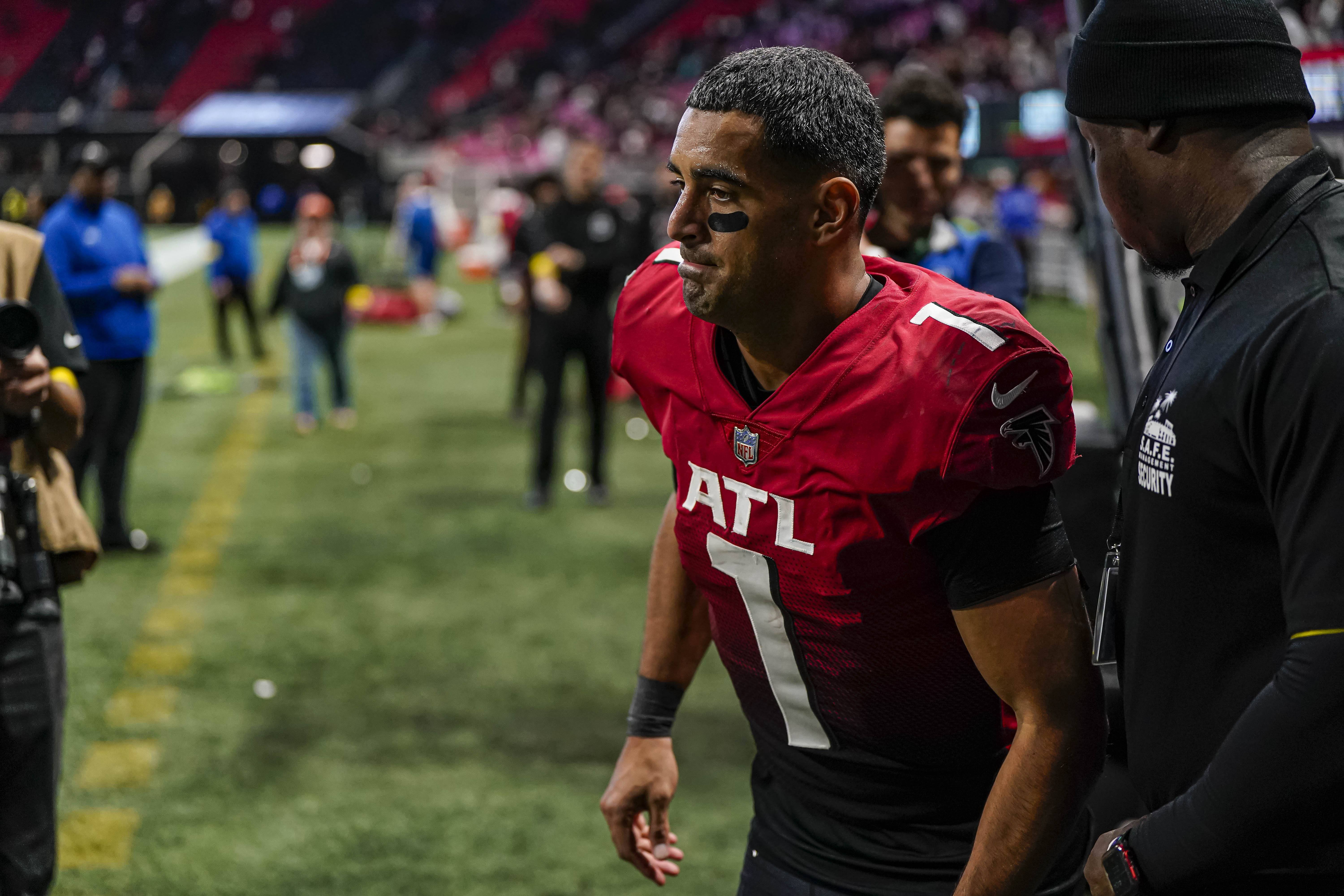 ATLANTA, GA - NOVEMBER 20: Atlanta Falcons quarterback Marcus Mariota (1)  directs his Offensive Line during the Sunday afternoon NFL game between the Chicago  Bears and the Atlanta Falcons on November 20