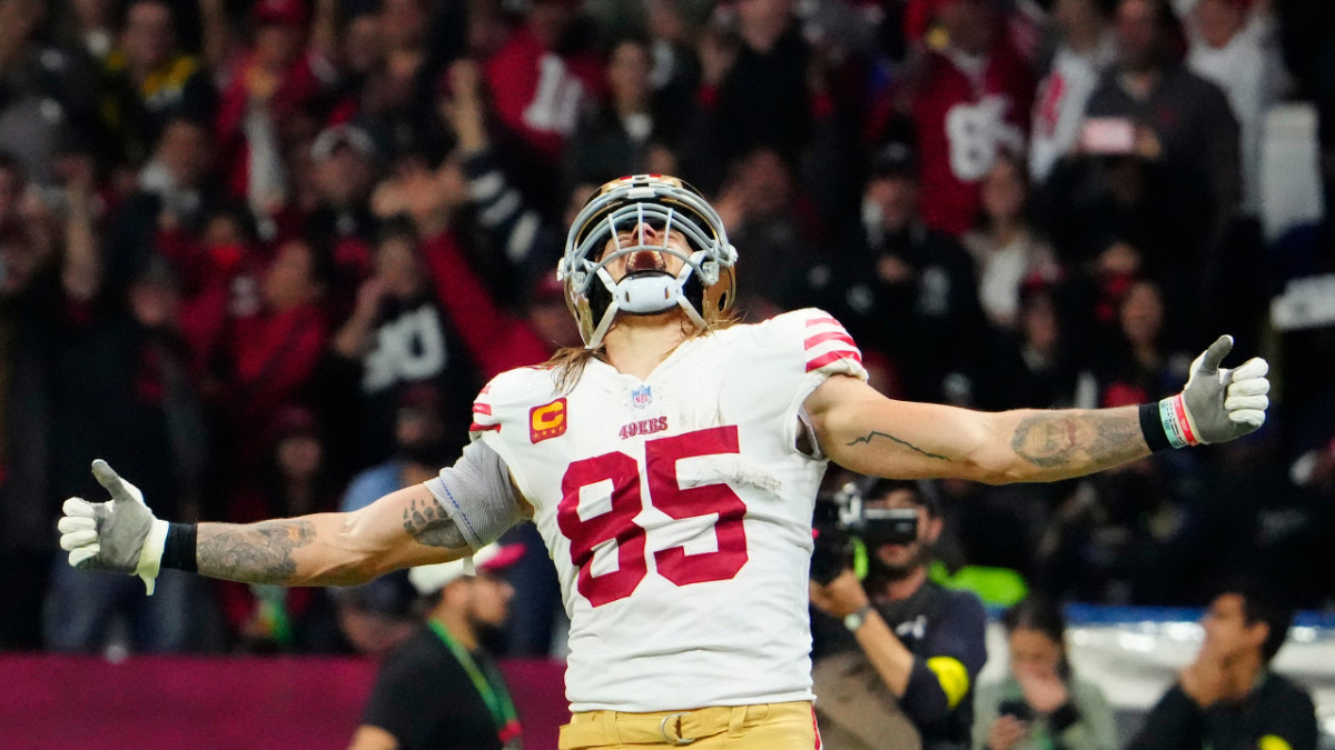 49ers Awaken Their Offense Through The Air In 38-10 Win Against ...