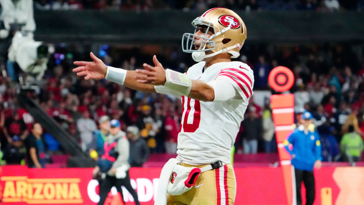 San Francisco 49ers defeat Arizona Cardinals in Mexico City at