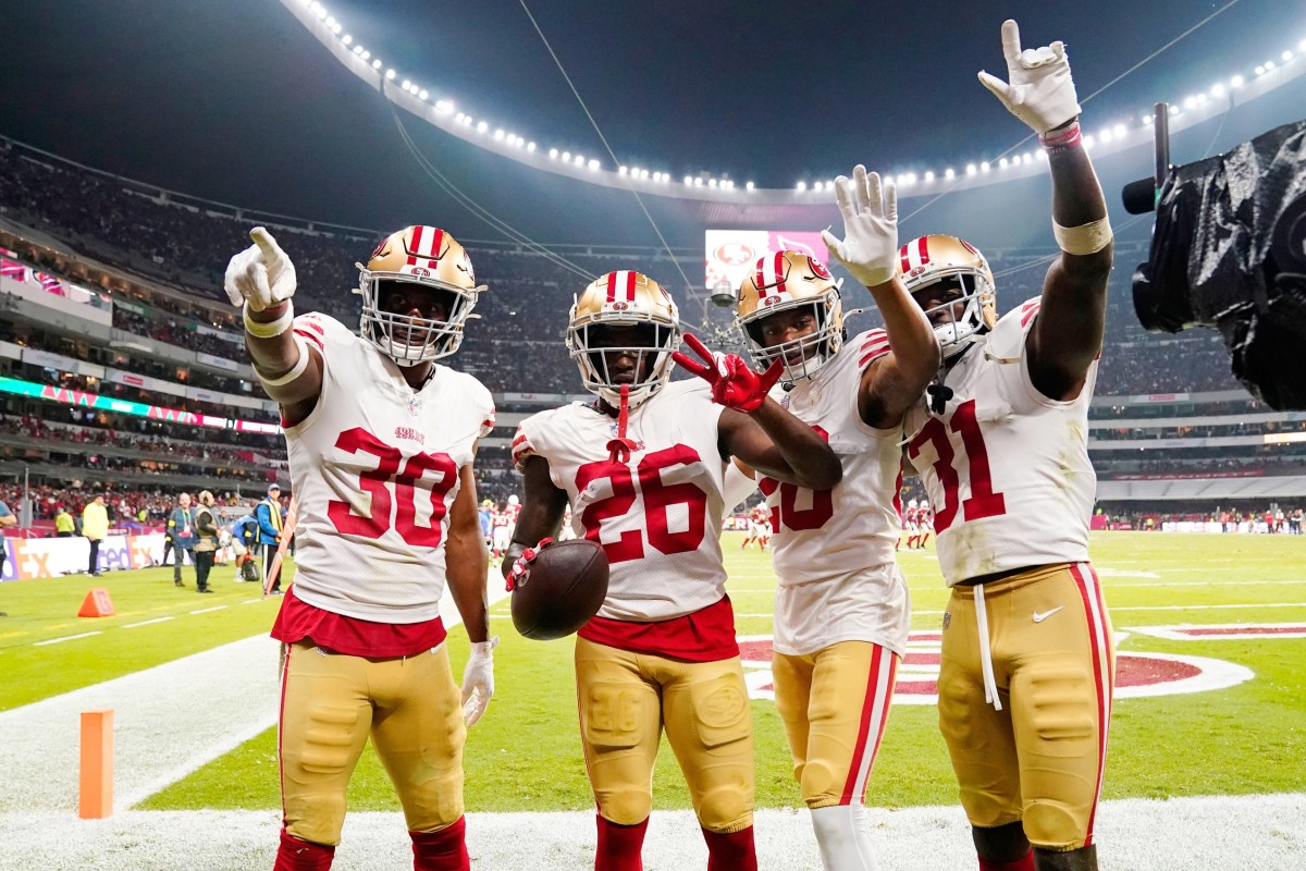 Los 49ers: Debut Ganador en Casa, A BuscarSeguir con la Racha Ante