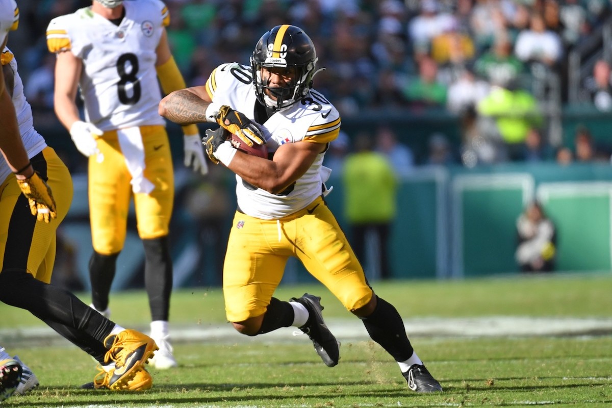 Pittsburgh Steelers Steelers' Jaylen Warren, Mason Cole Injuries Unserious, But Returns