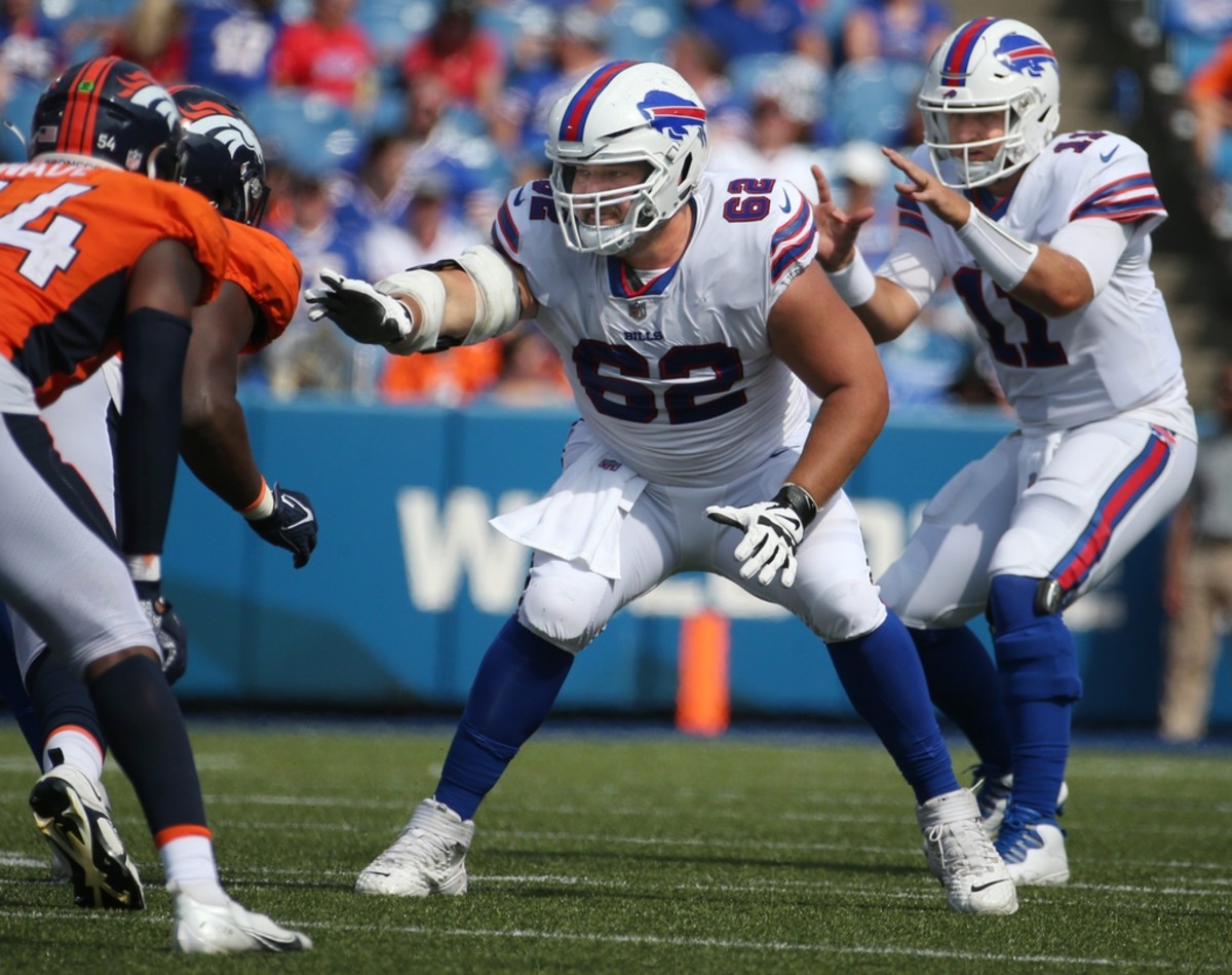 Browns Sign Veteran Offensive Tackle - Sports Illustrated