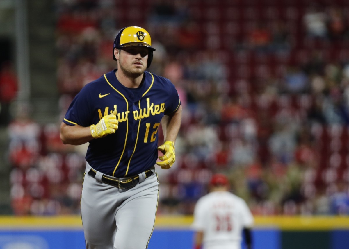 Angels acquire slugging outfielder Hunter Renfroe from Brewers in exchange  for trio of pitchers 