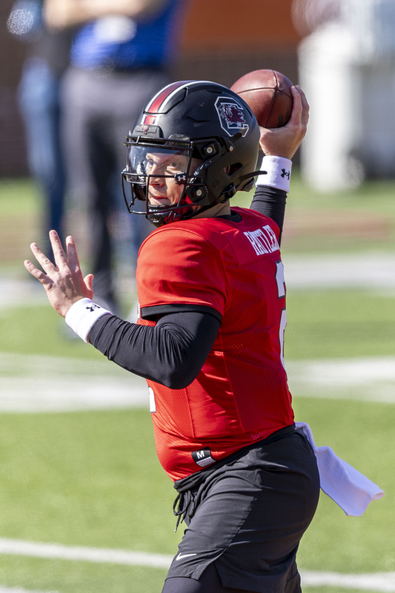 Former South Carolina QB Spencer Rattler throwing the football in Monday's Reese's Senior Bowl practice session (30th Jan., 2024)