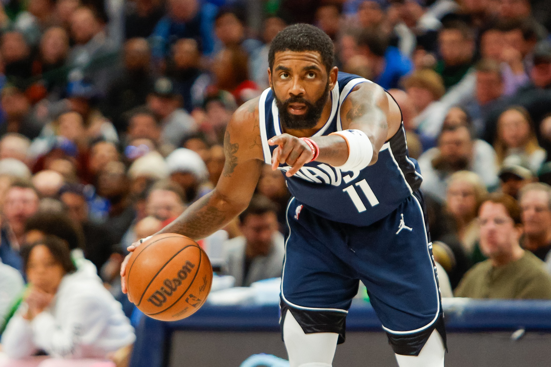 Dallas Mavs WATCH: Mavs' Kyrie Irving On-Court Workout Amid Right Thumb  Sprain Recovery - Sports Illustrated Dallas Mavericks News, Analysis and  More