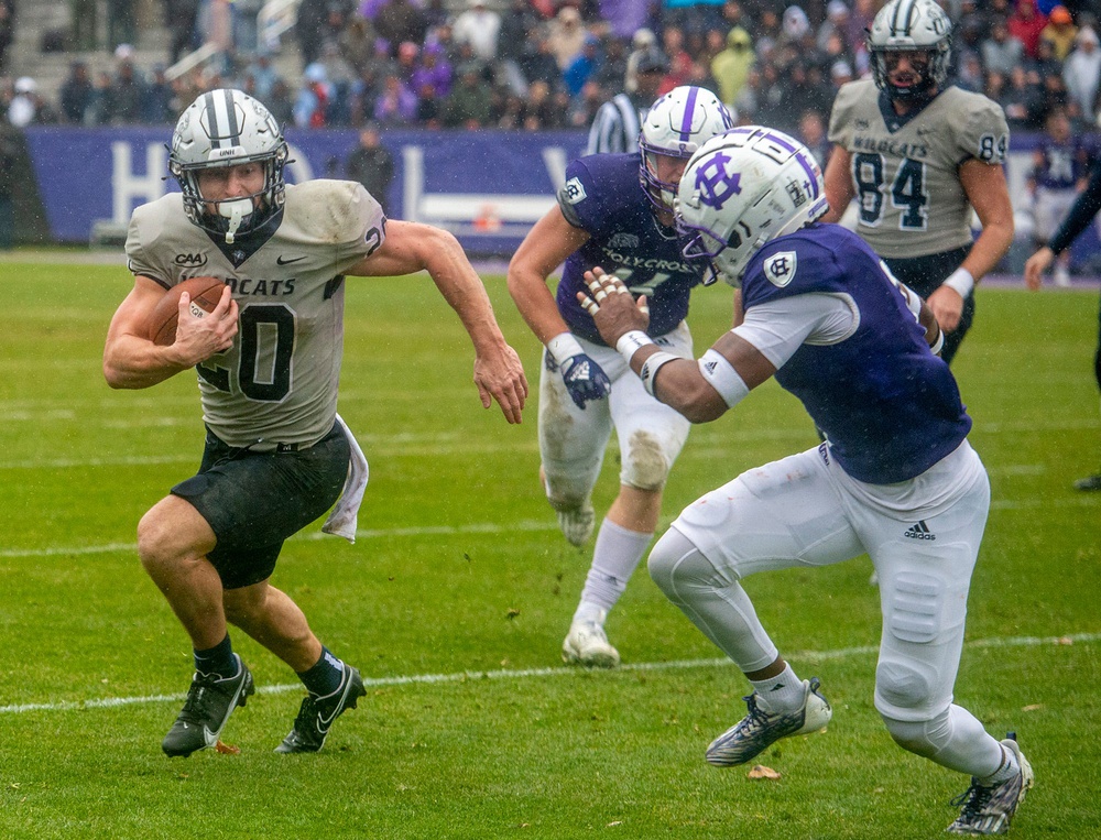 University of New Hampshire RB Dylan Laube