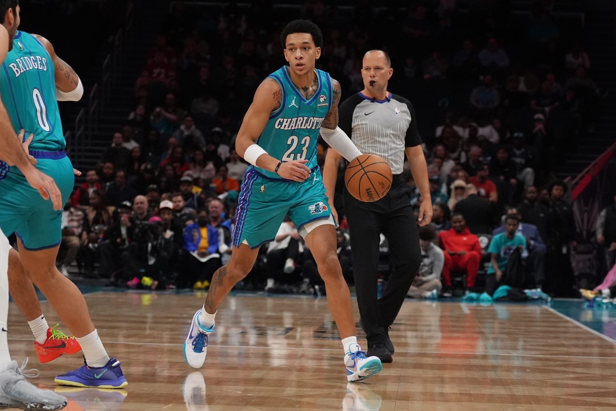 Tre Mann Gets The Start For The Charlotte Hornets, Pops In Debut ...