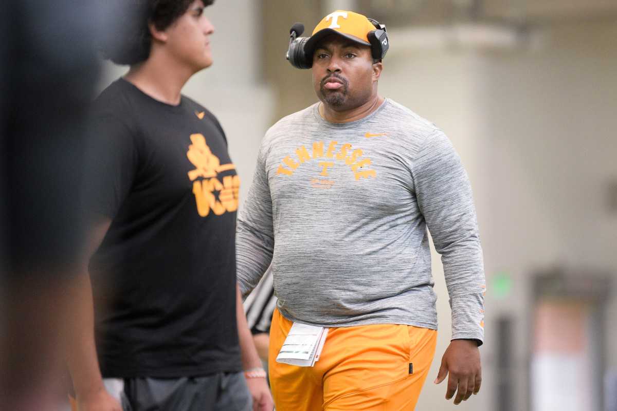 Tennessee Volunteers RBs coach Jerry Mack during fall camp. (Photo by Calvin Mattheis of the News Sentinel)