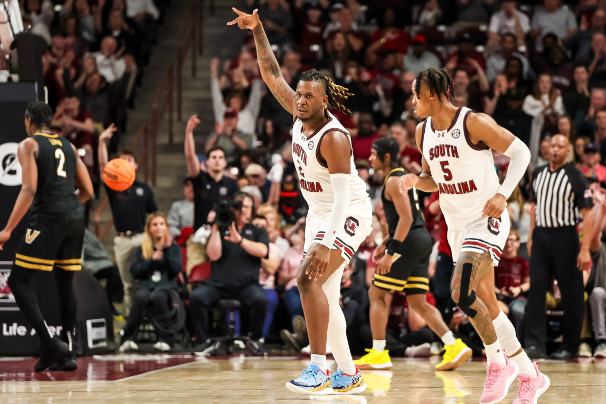 BJ Mack celebrates hitting a three-pointer against the Vanderbilt Commodores (10th Feb., 2024)