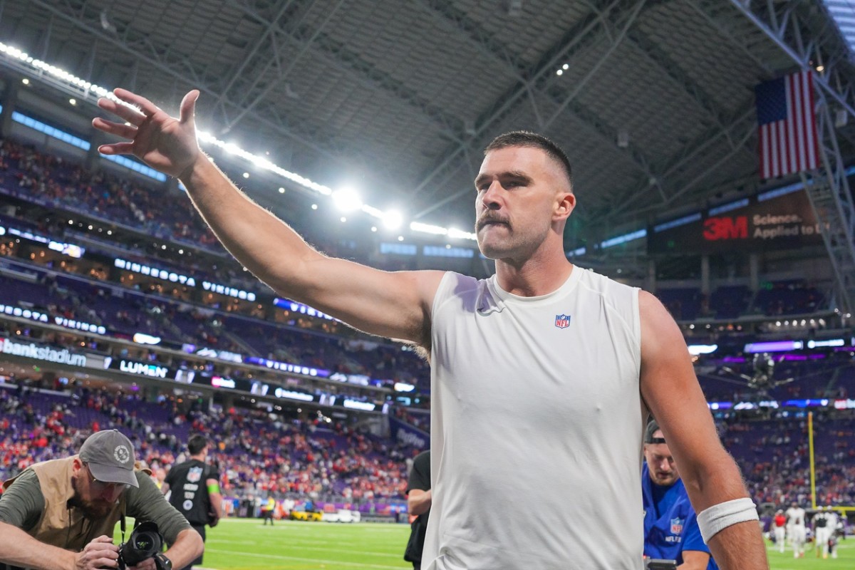 Oct 8, 2023; Minneapolis, Minnesota, USA; Kansas City Chiefs tight end Travis Kelce (87) salutes the fans after the game against the Minnesota Vikings at U.S. Bank Stadium.