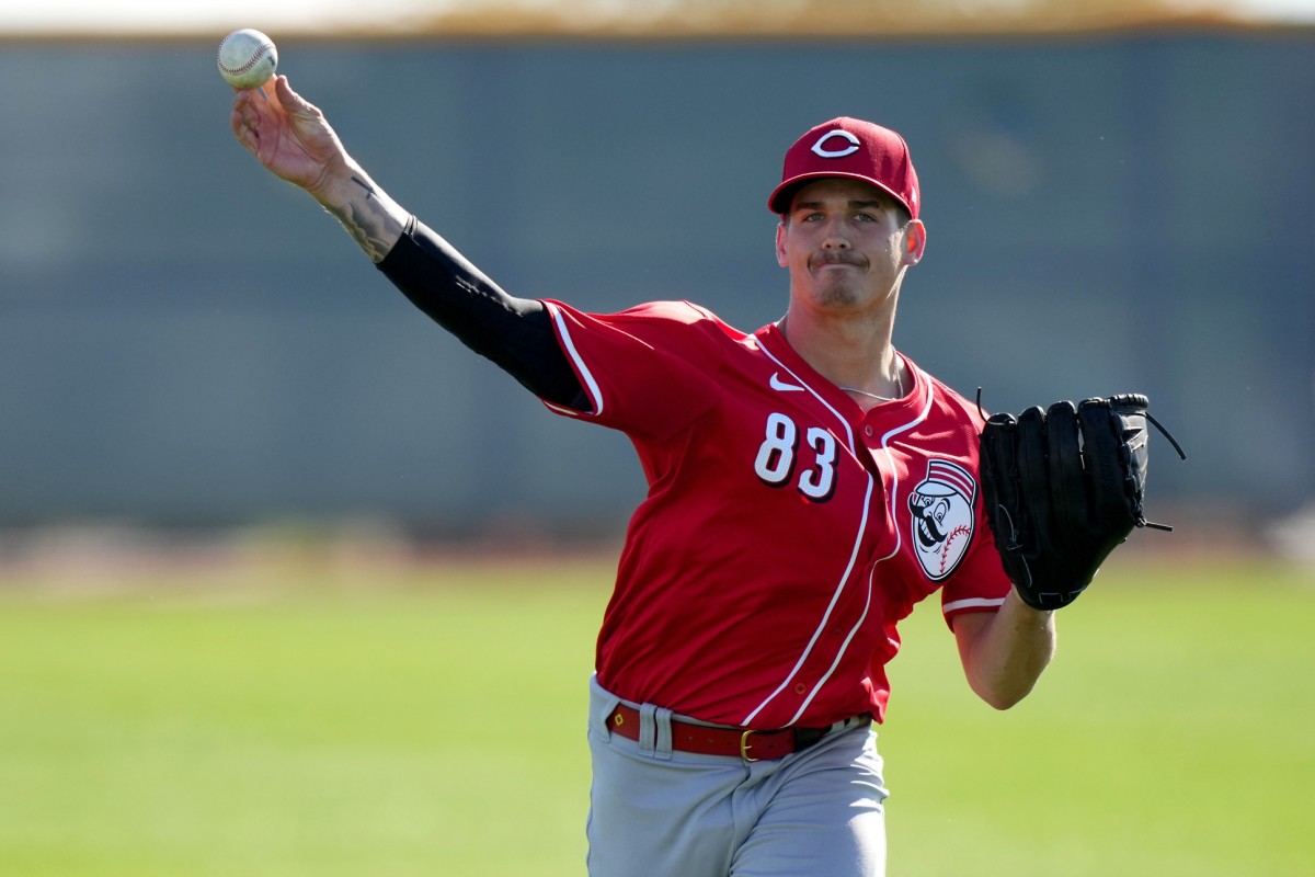 Look: Cincinnati Reds Prospect Chase Petty Throws Blistering Fastball at Spring Training - Sports Illustrated Cincinnati Reds News, Analysis and More