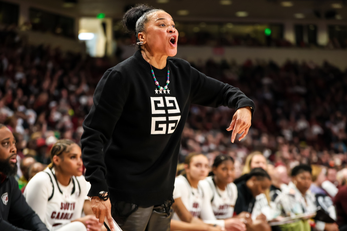 South Carolina's Women's Basketball Team Looks To Move To 26-0 In ...