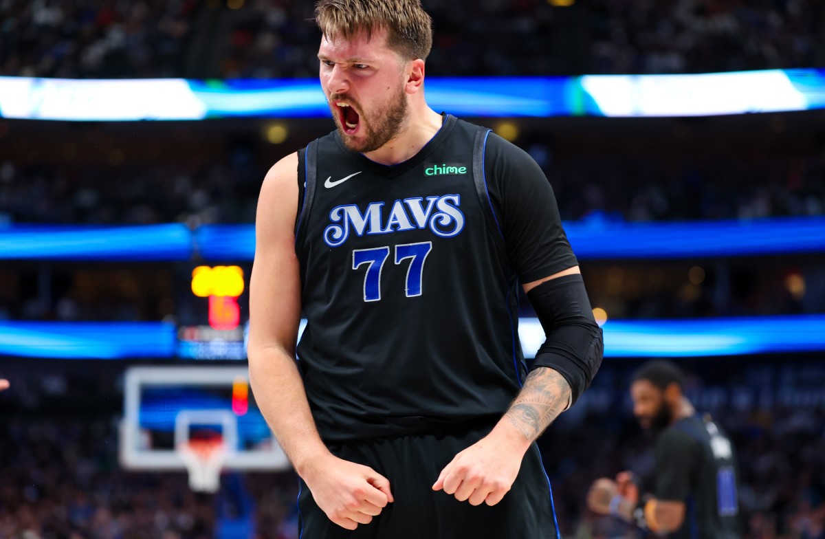 Luka Doncic, Kyrie Irving Propel Dallas Mavs to Win Over Phoenix Suns, Clinch Series Tiebreaker - Sports Illustrated Dallas Mavericks News, Analysis and More
